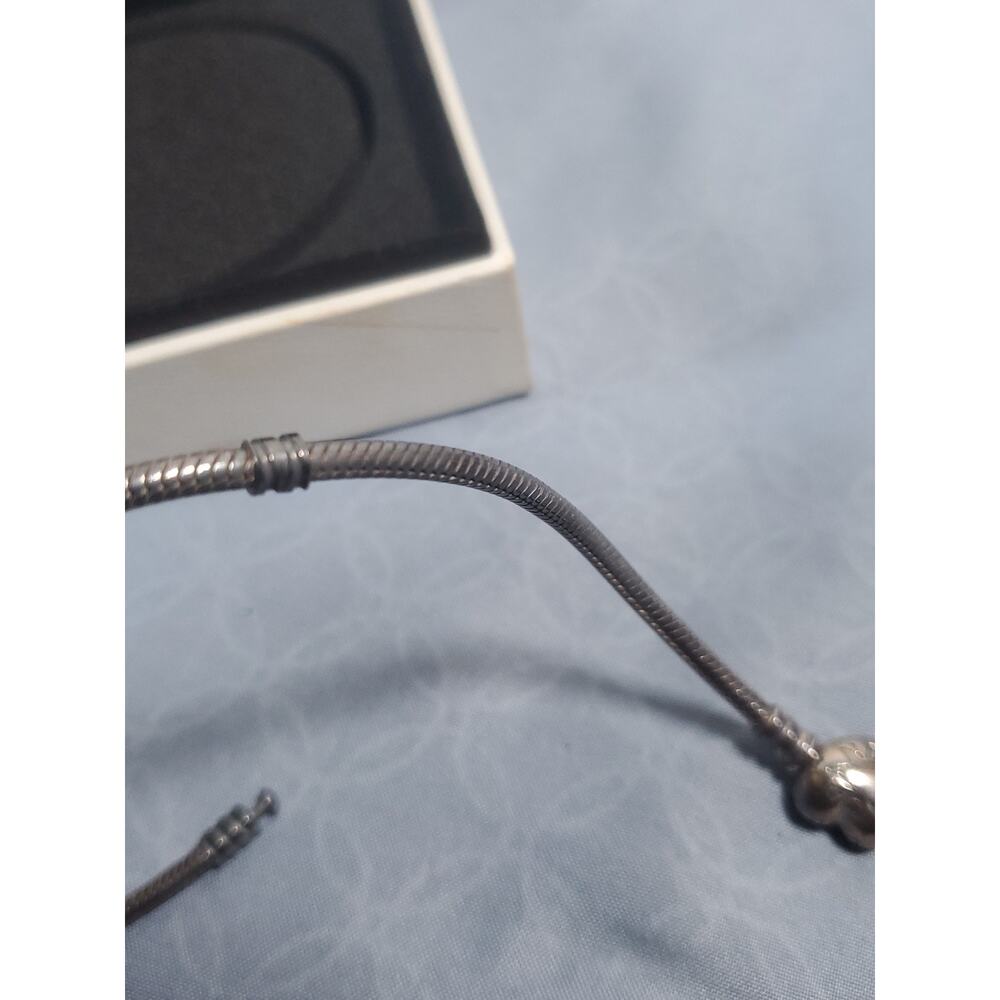 Authentic PANDORA Moments Heart Clasp Snake Chain Charm Bracelet W/ Box - Picture 16 of 16